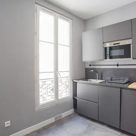 Bastille By Prestige Apartment